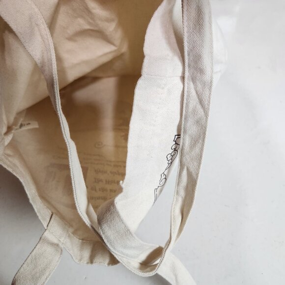 NWT Disney Dumbo Canvas Tote Bag Authentic Dance Bag Travel - Picture 10 of 10